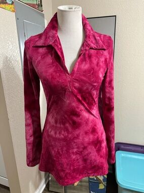 MCM Size Medium Women's Magenta Tie-Dye V-Neck Long Sleeve Dress